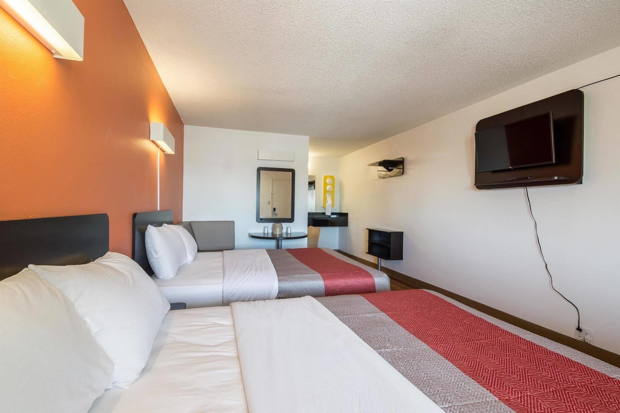 Hotel 465 By Regency Indianapolis Exterior foto